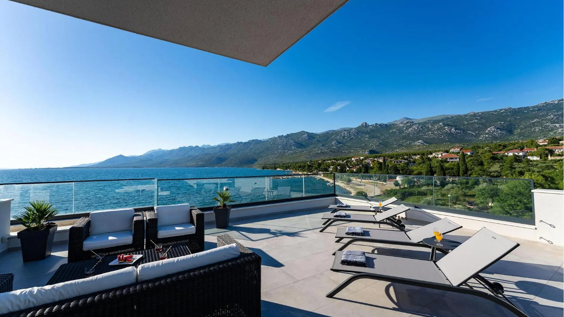 2 Bedroom Beautiful Apartment In Rovanjska 0*,  Croazia