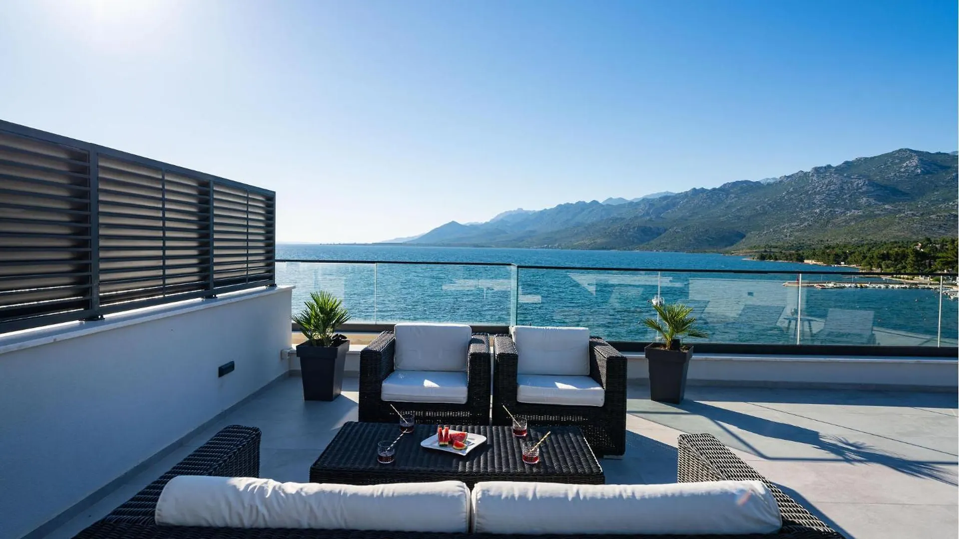 2 Bedroom Beautiful Apartment In Rovanjska Croatie